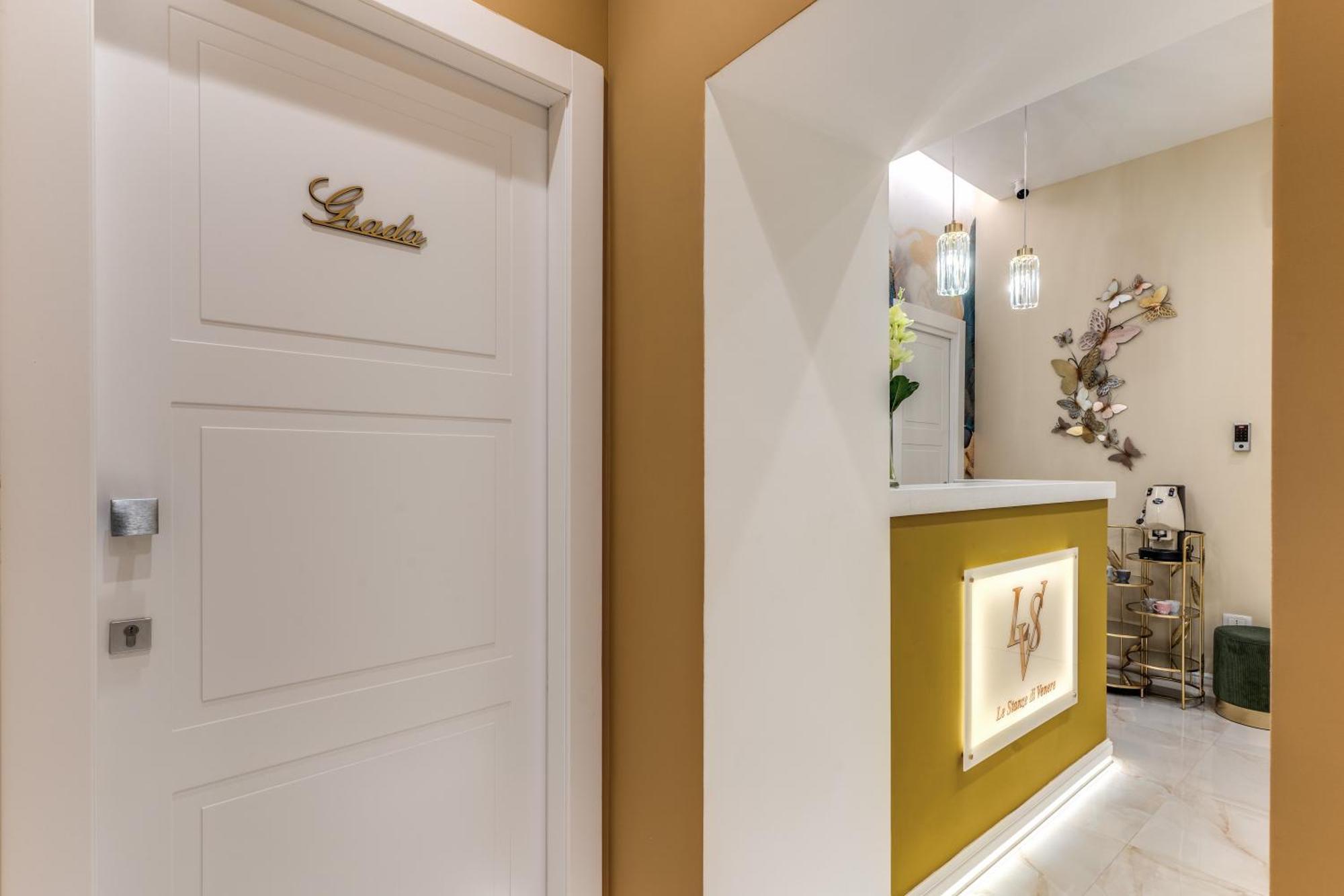 Le Stanze Di Venere Hotel Naples Luaran gambar