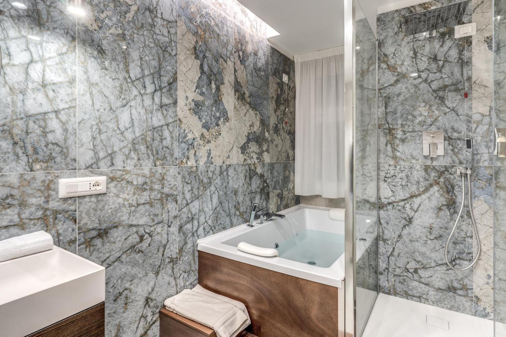 Le Stanze Di Venere Hotel Naples Luaran gambar